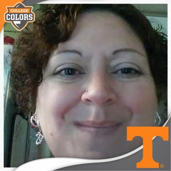 Meet your Posher, Cristi - Picture 1 of 1